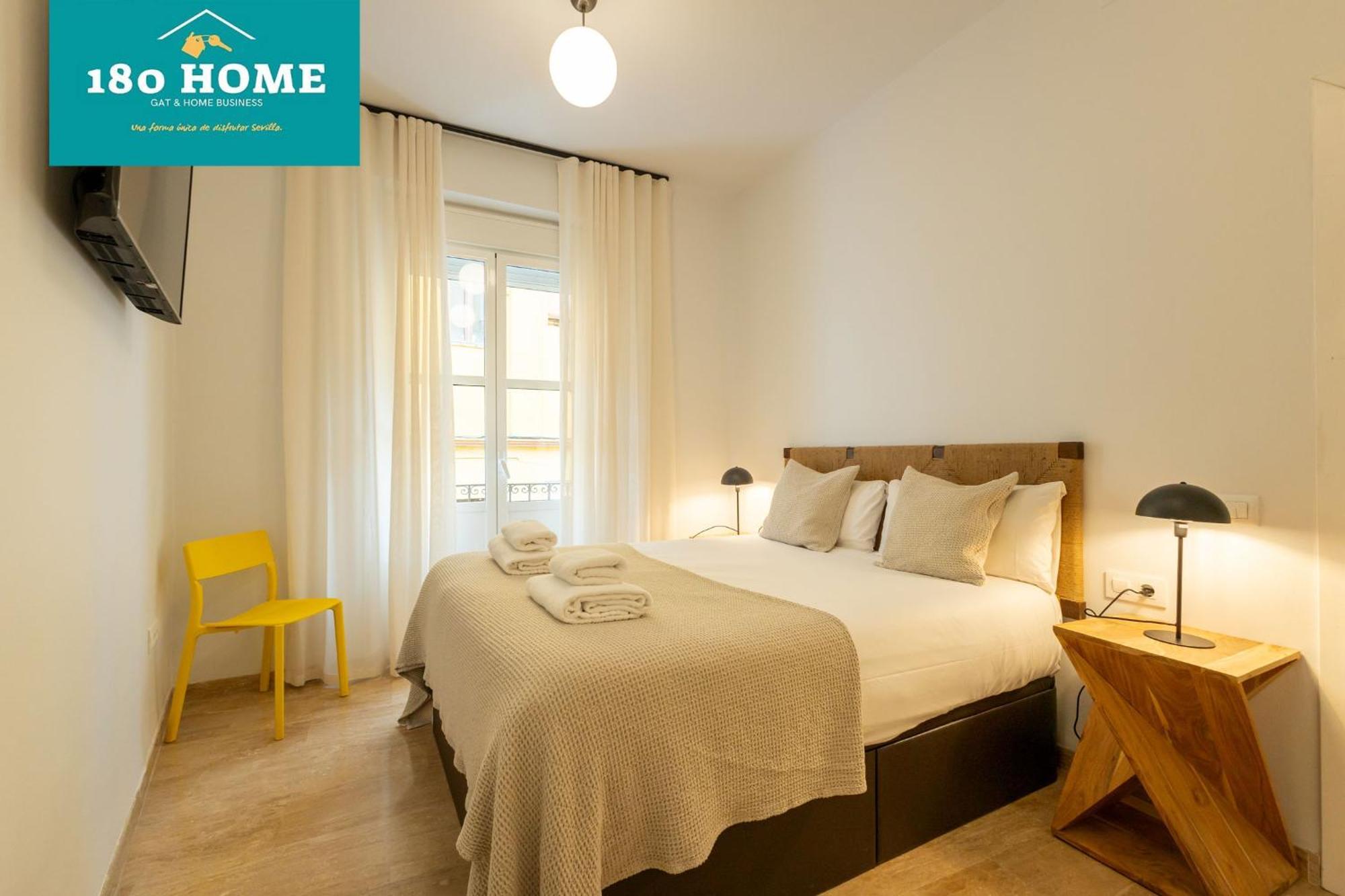 180 Home Goyeneta Luxury Севилья Экстерьер фото