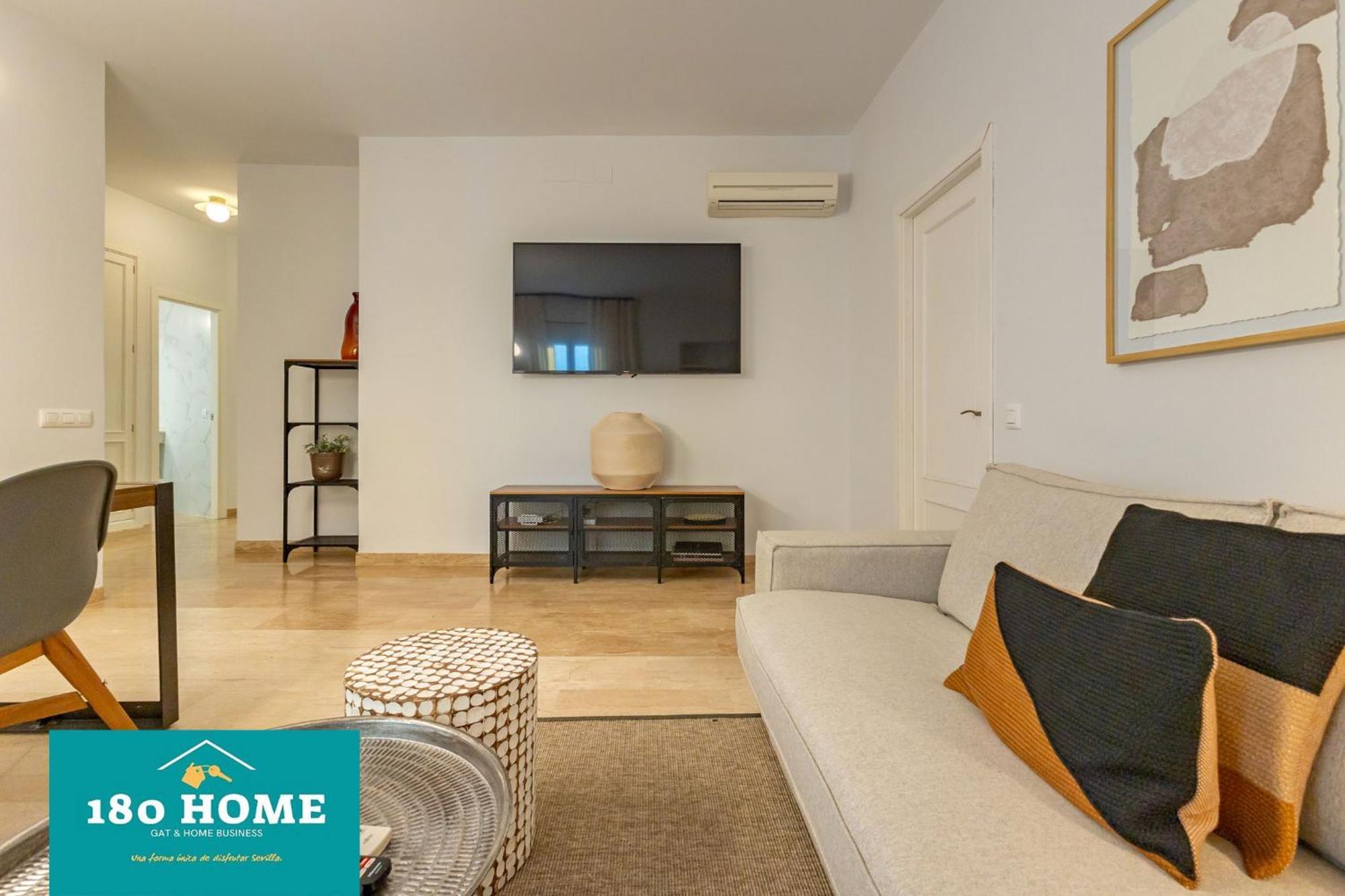 180 Home Goyeneta Luxury Севилья Экстерьер фото