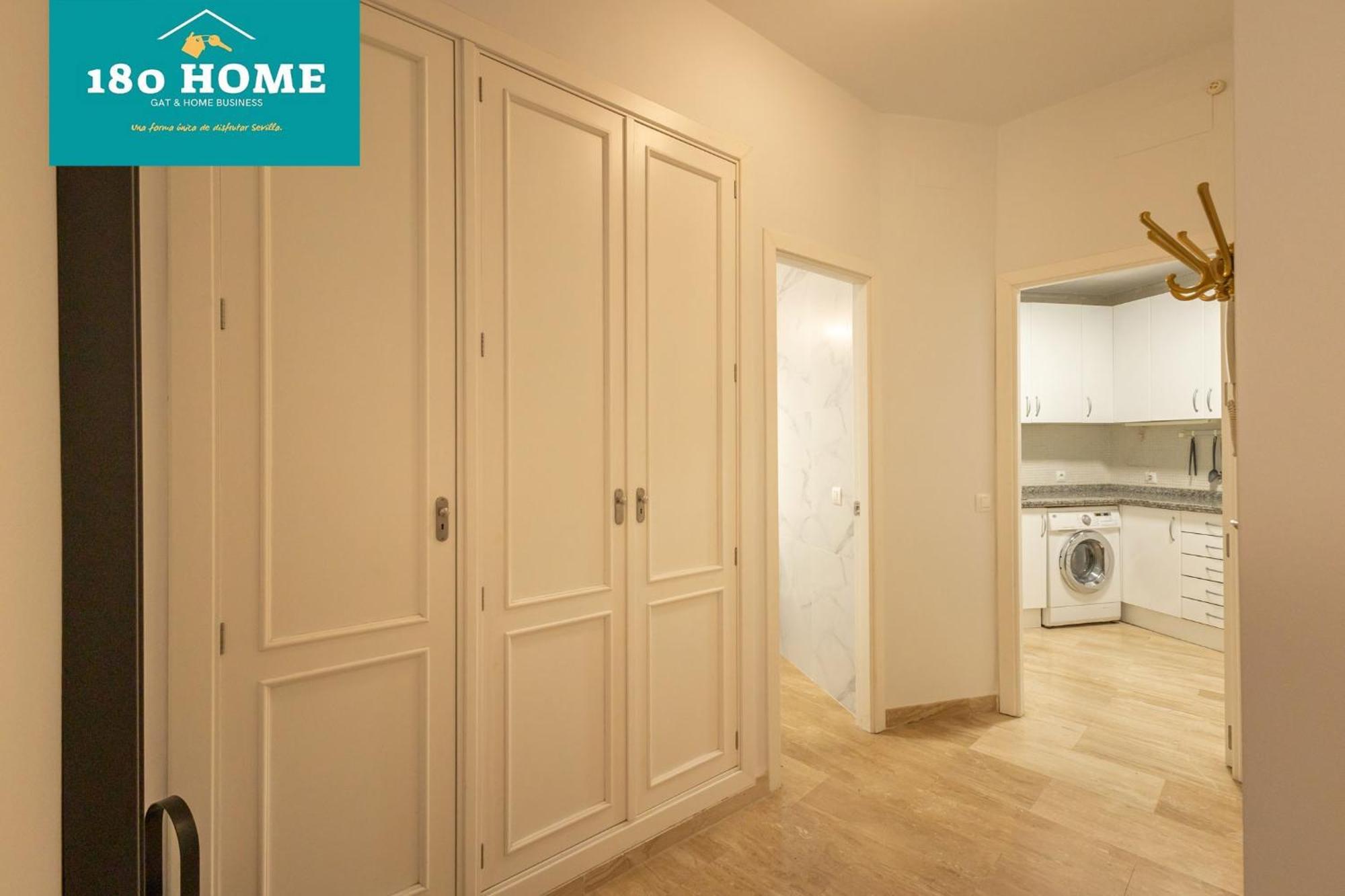 180 Home Goyeneta Luxury Севилья Экстерьер фото