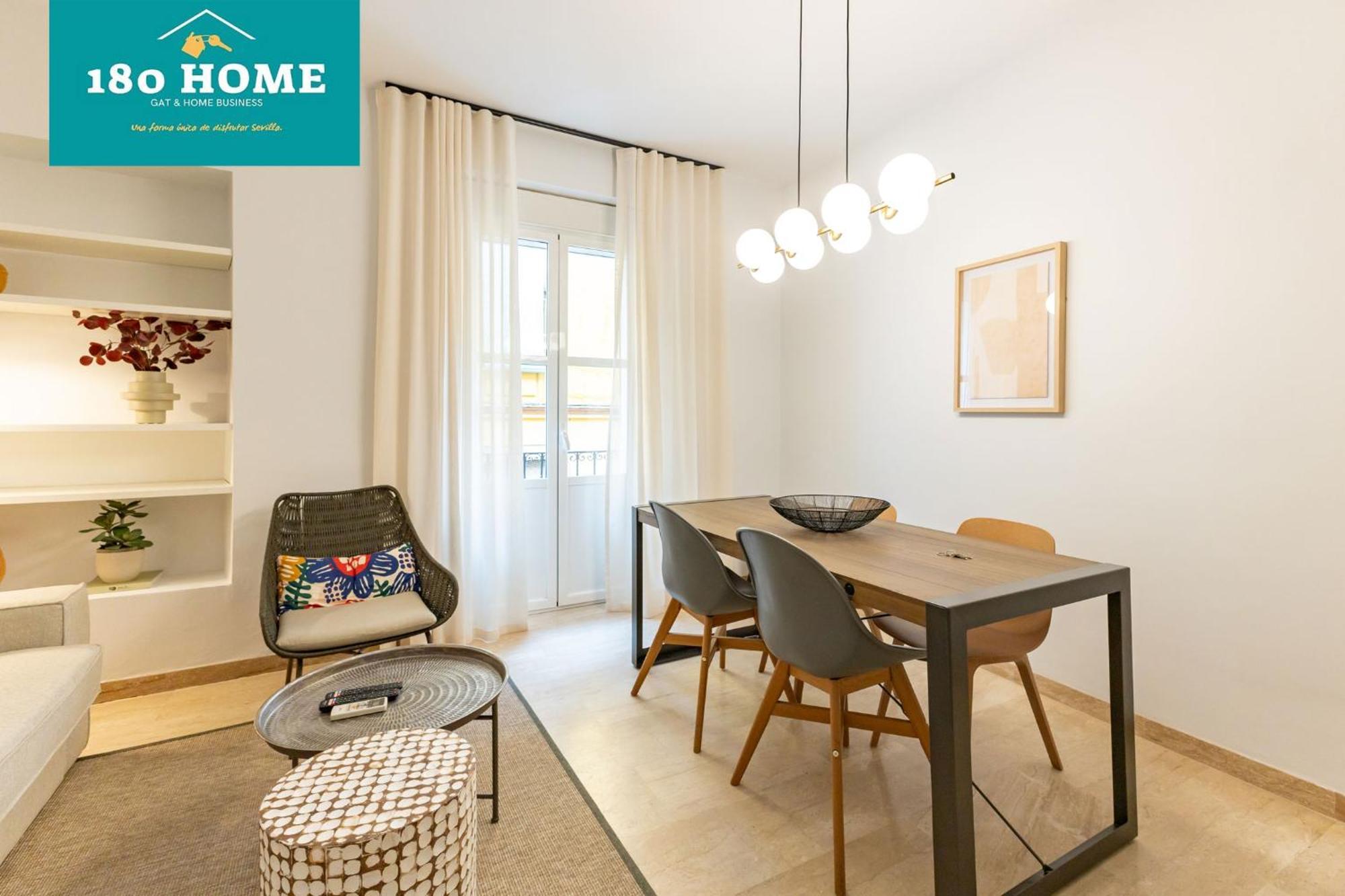 180 Home Goyeneta Luxury Севилья Экстерьер фото
